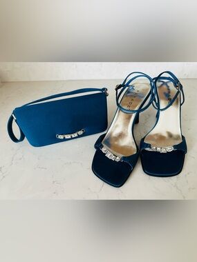 Satin Sandals and Purse Set (Size 7)